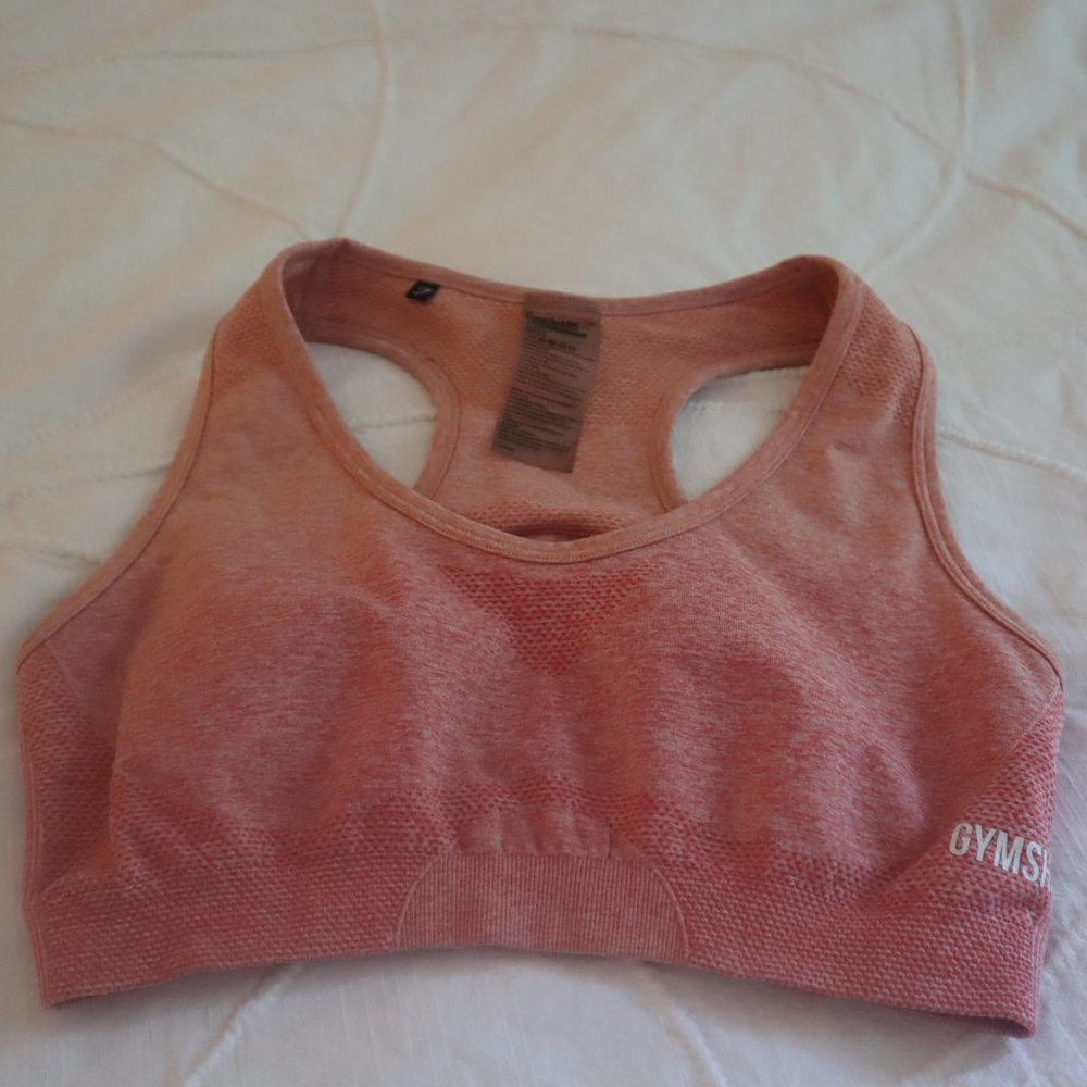 GymShark Ombre Coral Sports Bra Medium (GUC)